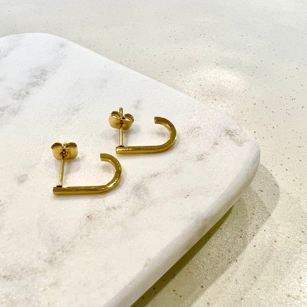 Reverse J Gold Stud Earrings