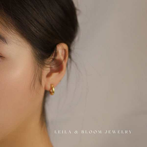 Plain Gold Huggie Hoop Earrings