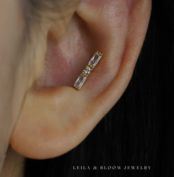 CZ Flat Back Stud Earring | 18G